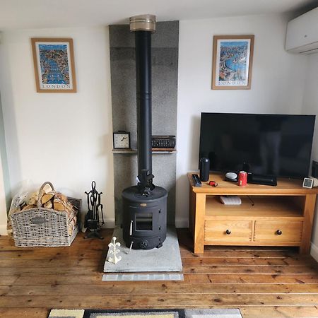 West Lodge Hatfield  Extérieur photo
