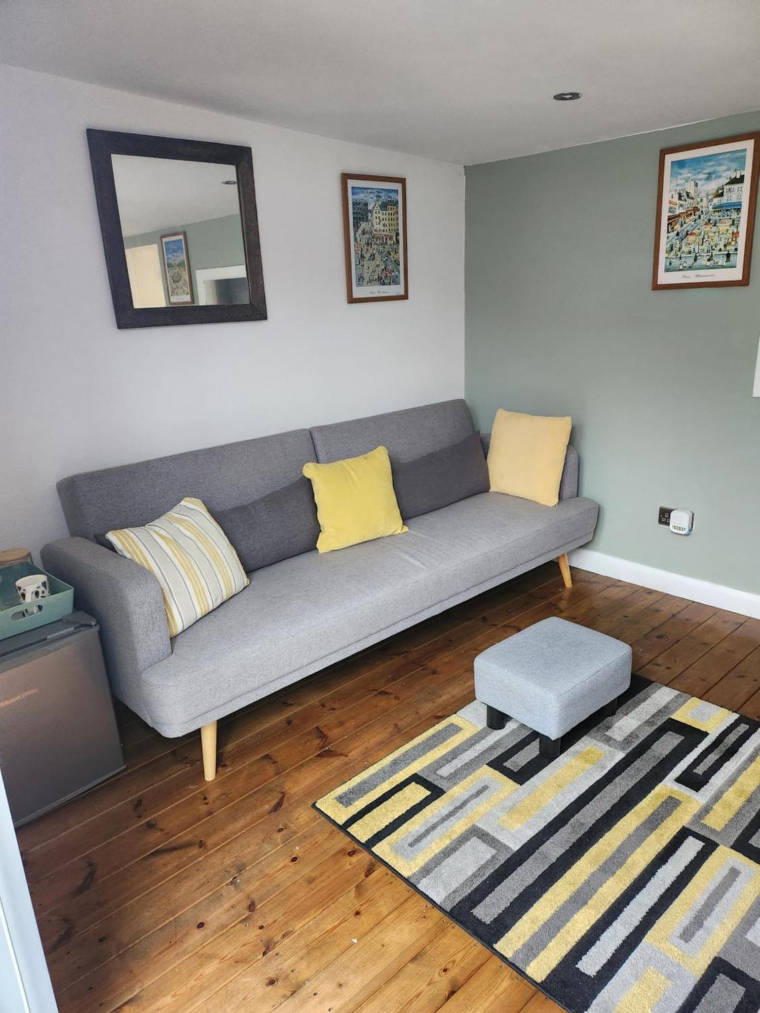 West Lodge Hatfield  Extérieur photo