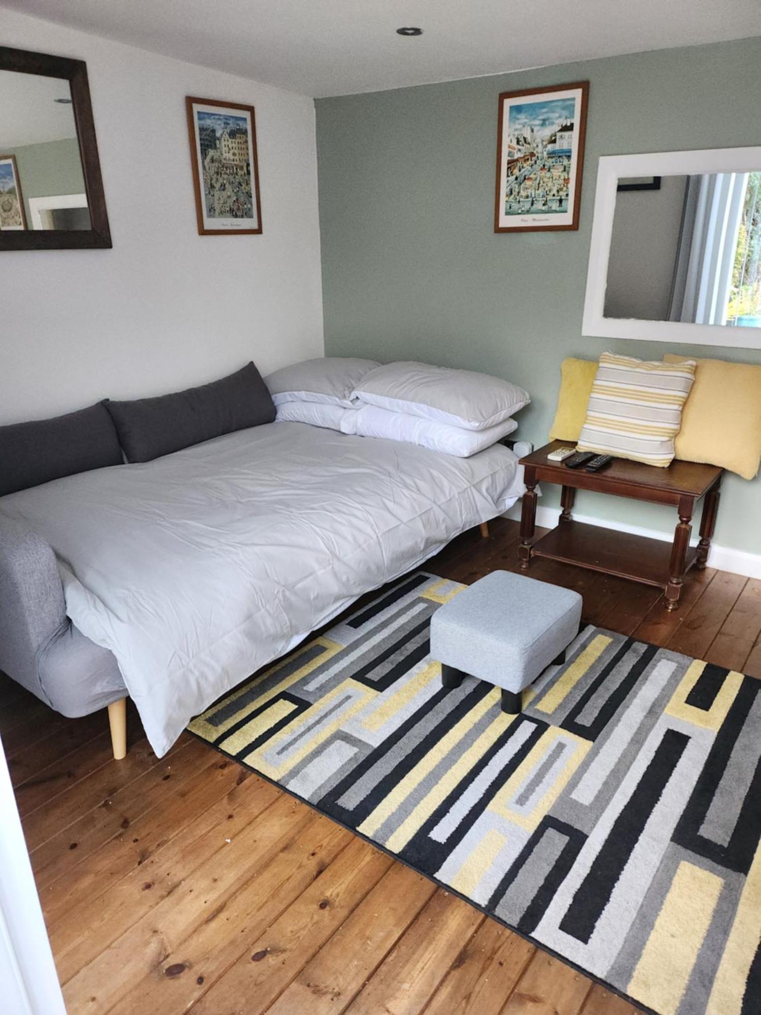 West Lodge Hatfield  Extérieur photo